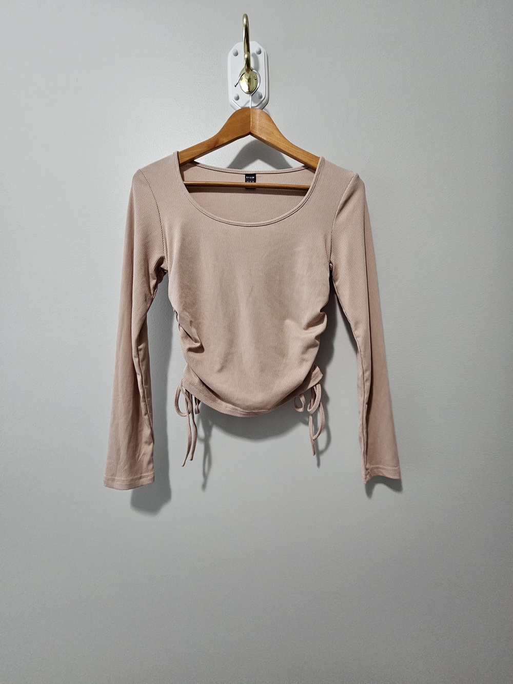 Long Sleeve Scoop Neck Drawstring Top - Nude